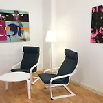 Downtown Apartment Berlin Friedrichshain
