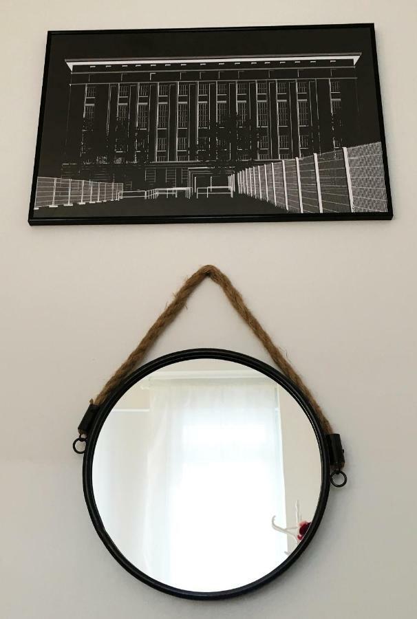 Downtown Friedrichshain Apartment *